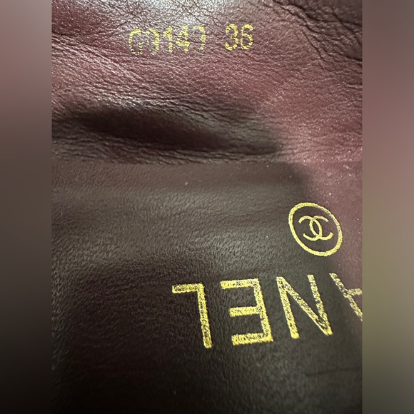 Chanel Black Quilted Leather CC Logo Classic Cap Toe Ballet Flat Shoe 36 - US 6 - Picture 14 of 14